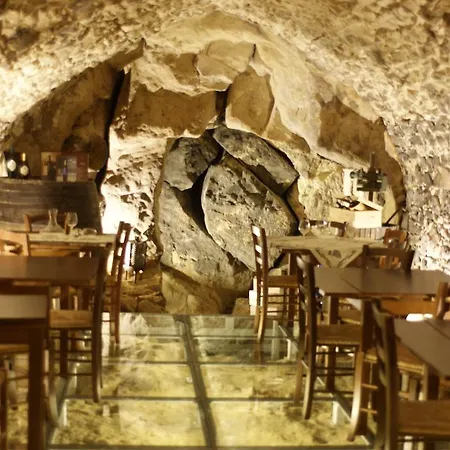 Palazzo San Procopio B&B 보비노